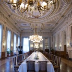 Luxury_Hotel_Imperial_Table