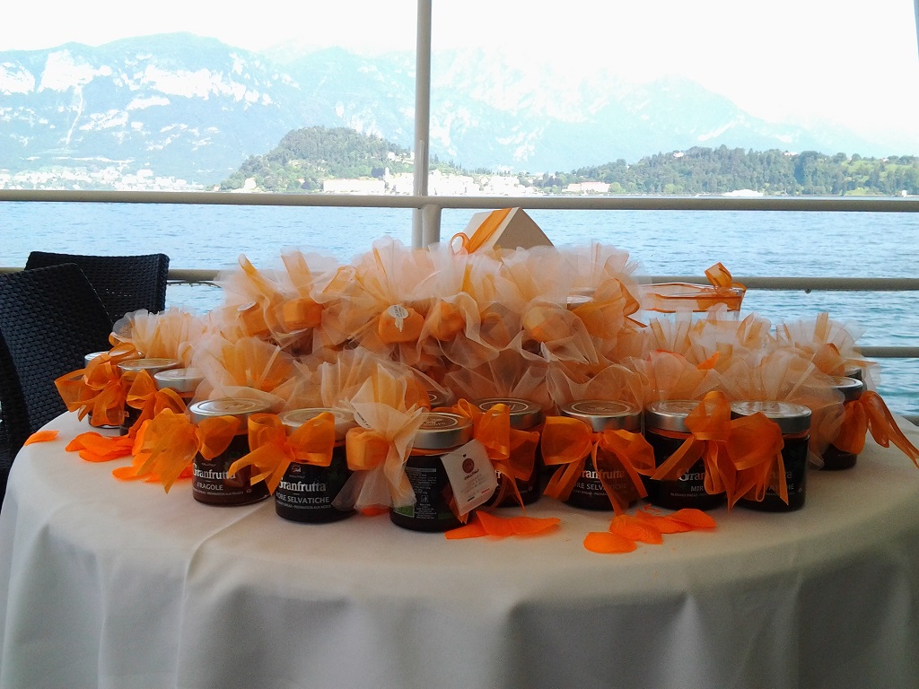 LAKE_COMO_WEDDING_FAVOR_HOME_MADE_SAUCE