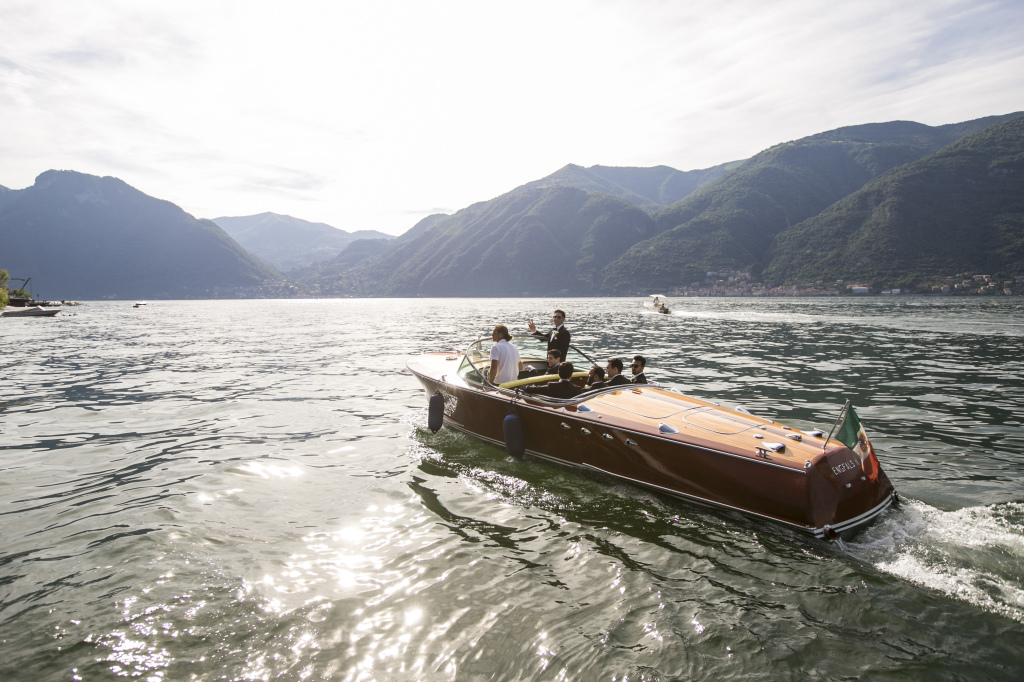 Lakecomoweddingsandevents_riva_boat